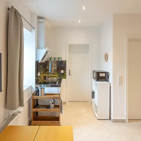 Moderne I Uniklinik-naehe I Parkplatz アパート